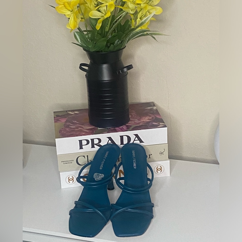 Marc Fisher Pumps